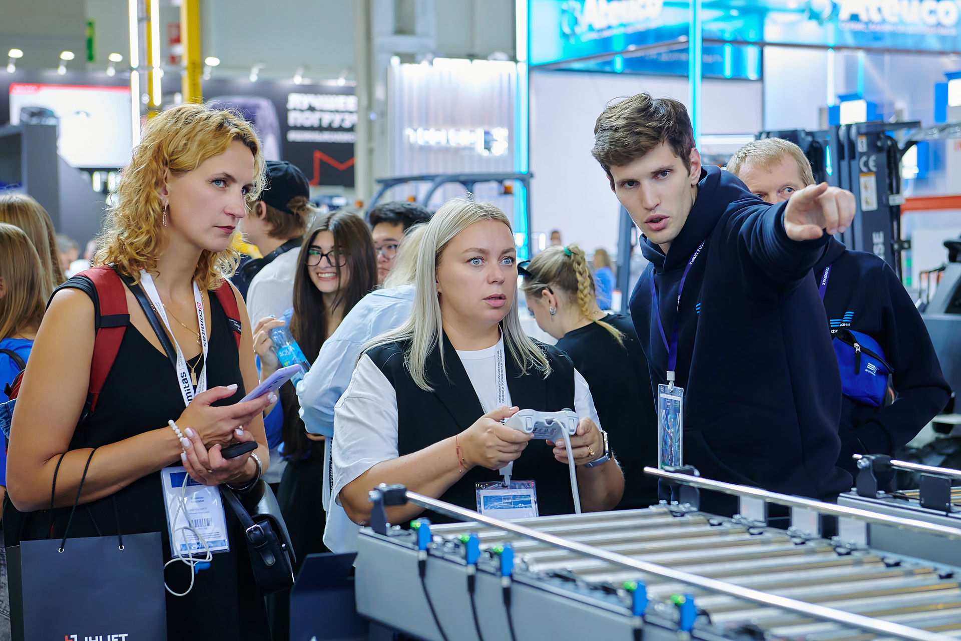 Фотомеханика на выставке CeMAT RUSSIA 2024